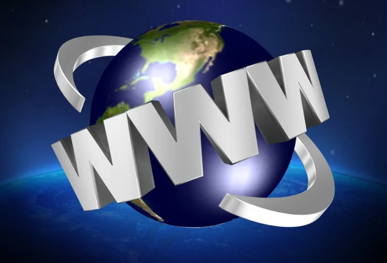 Create Website Like LinkedIn