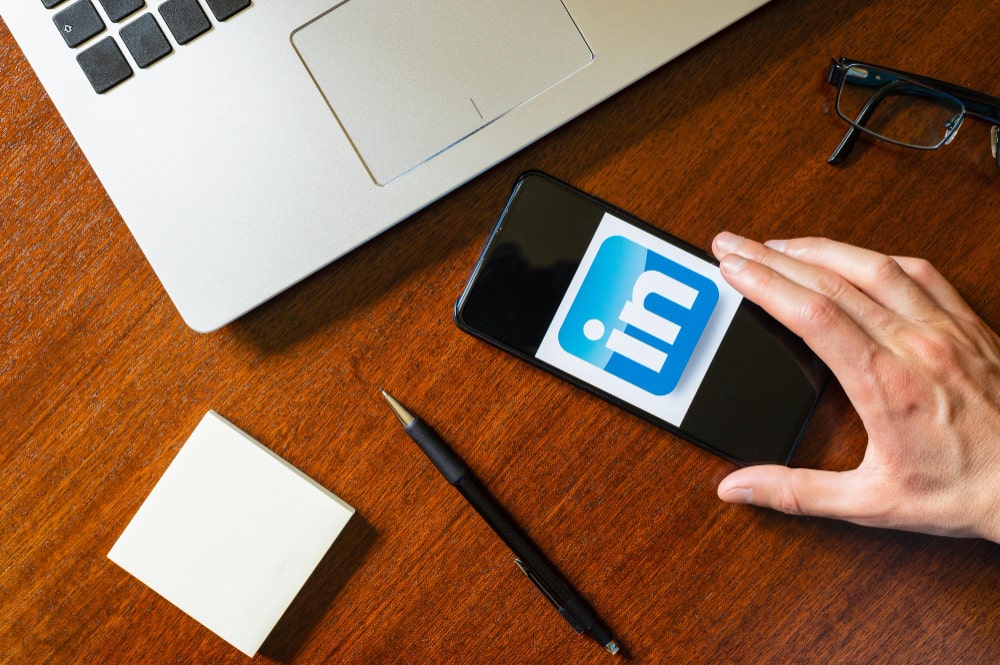 WordPress Plugins for LinkedIn Integration