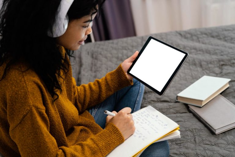 Wattpad Alternatives for Reading and Writing Stories