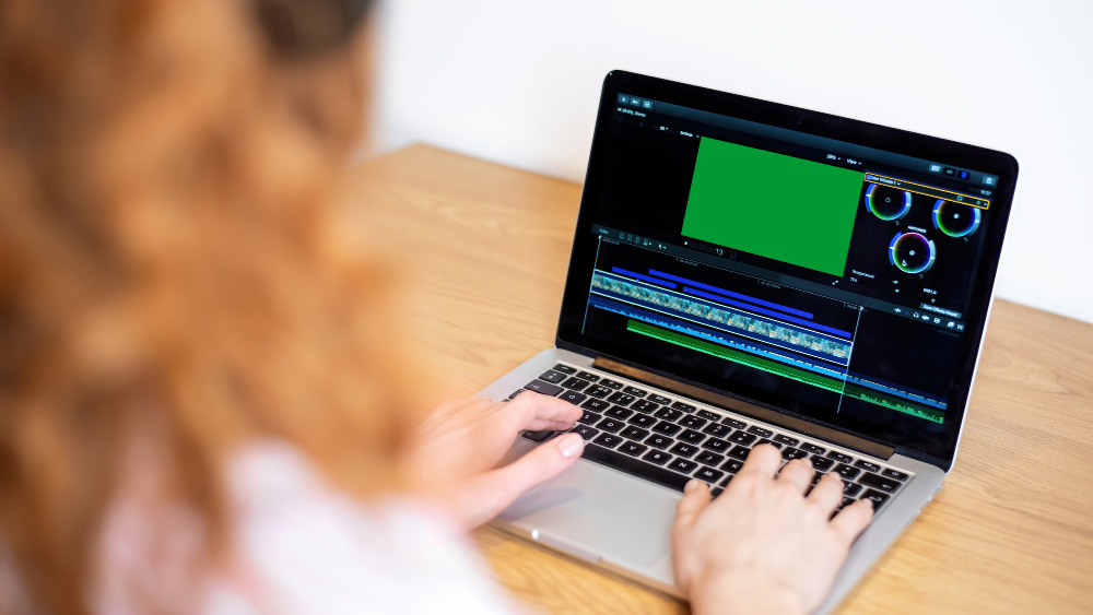 Software Green Screen Editing